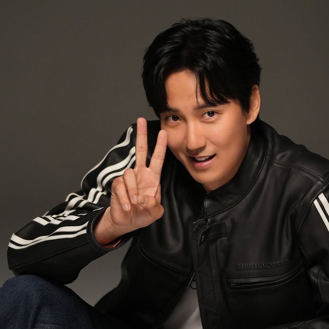 Recent activity shot of Kim Namgil