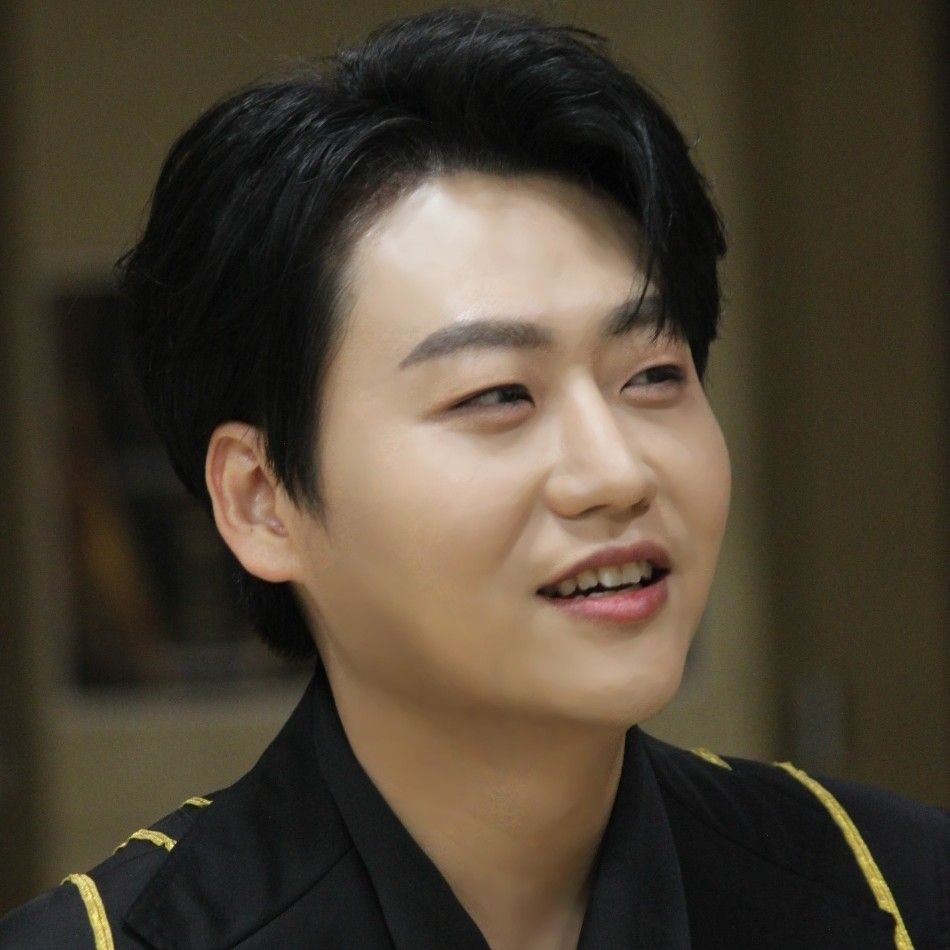 A moment captured by a fan of Min Soohyun