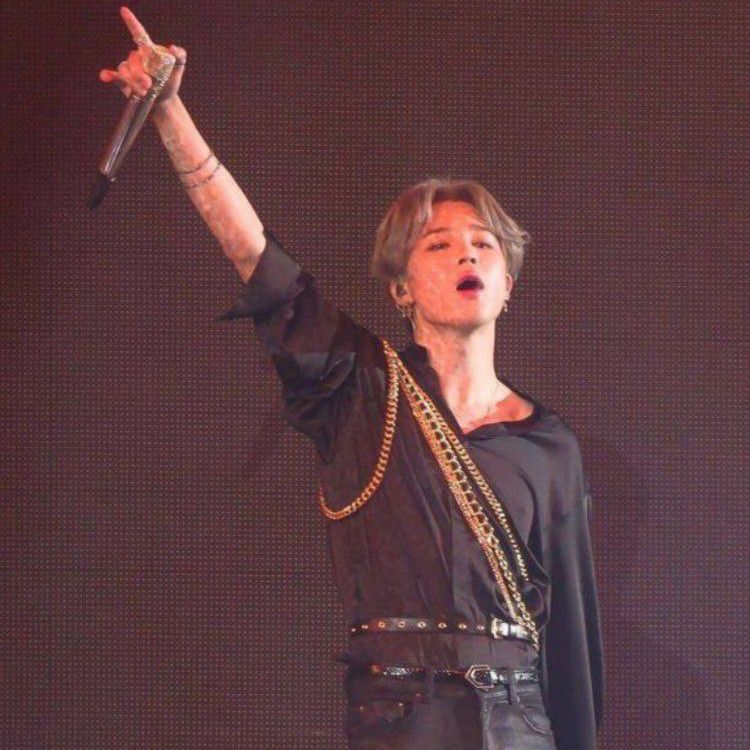 A moment captured by a fan of Ha Jimin