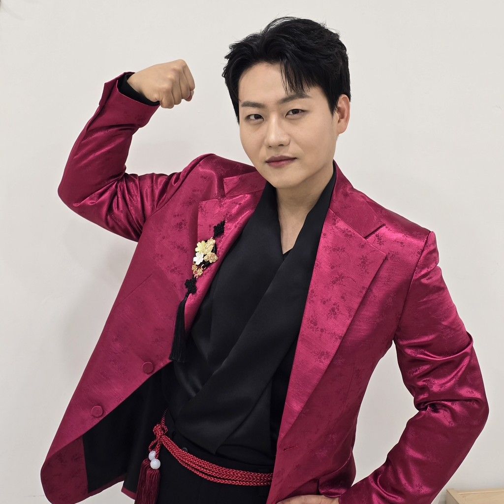 A moment captured by a fan of Min Soohyun