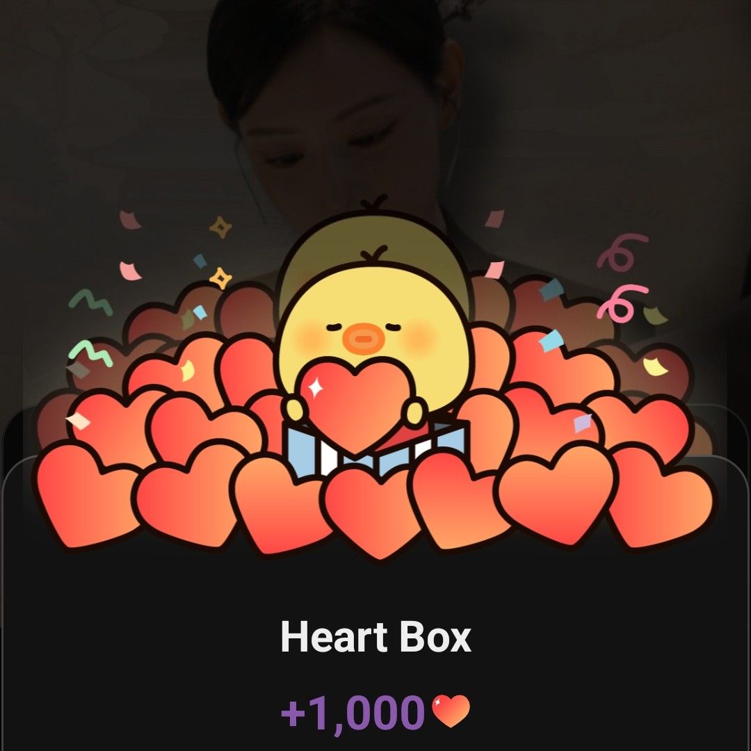 Behind-the-scenes cut of Kim Jiwon