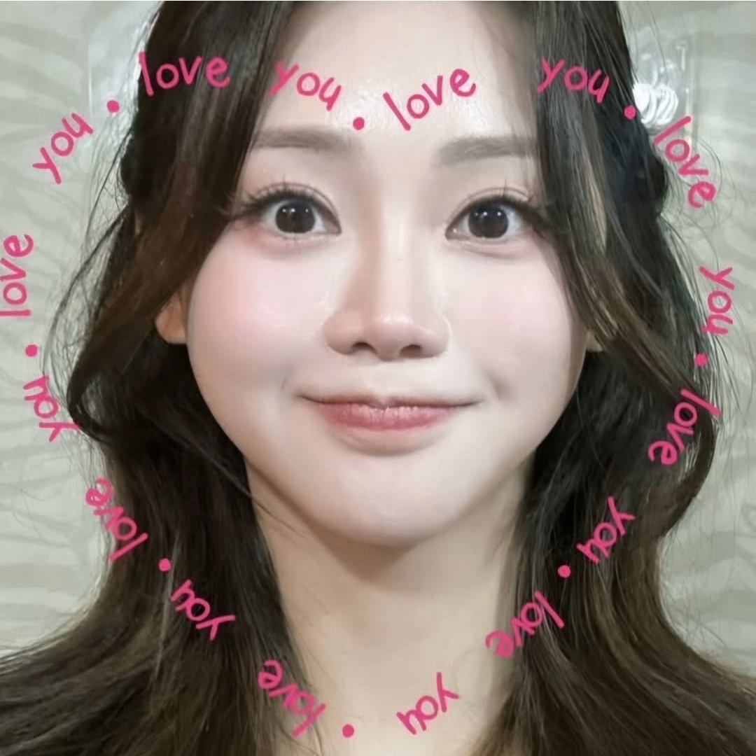 홍지윤의 최신 사진