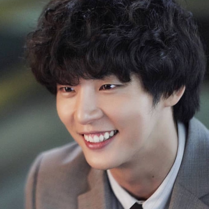 Momen yang diabadikan oleh penggemar Yoon Shiyoon