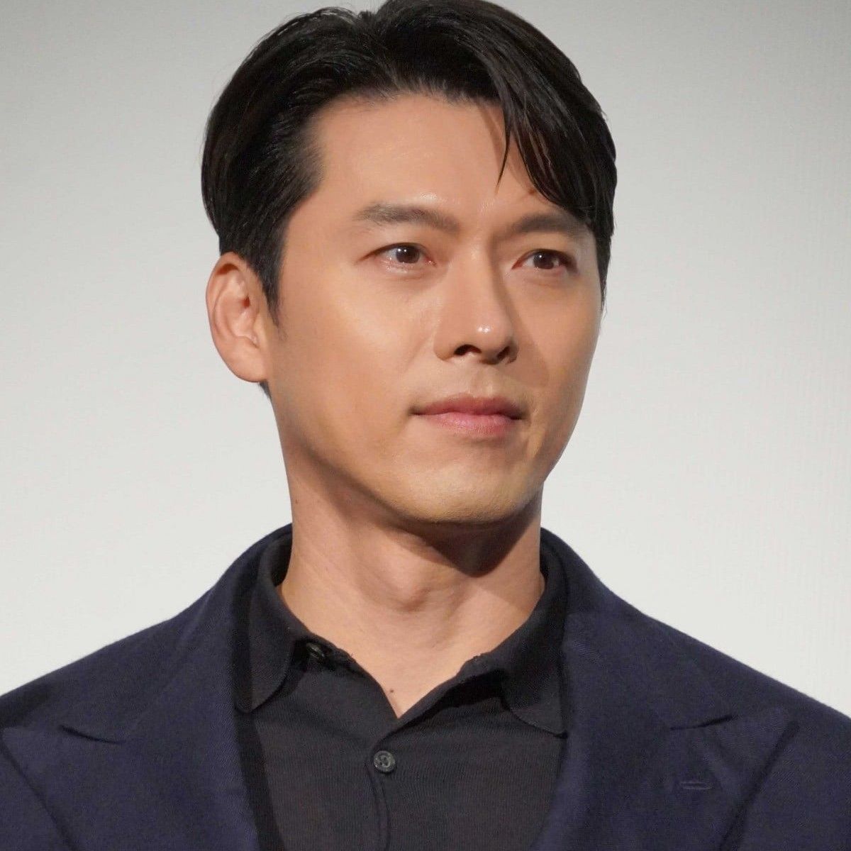 Cuplikan di balik layar dari Hyun Bin