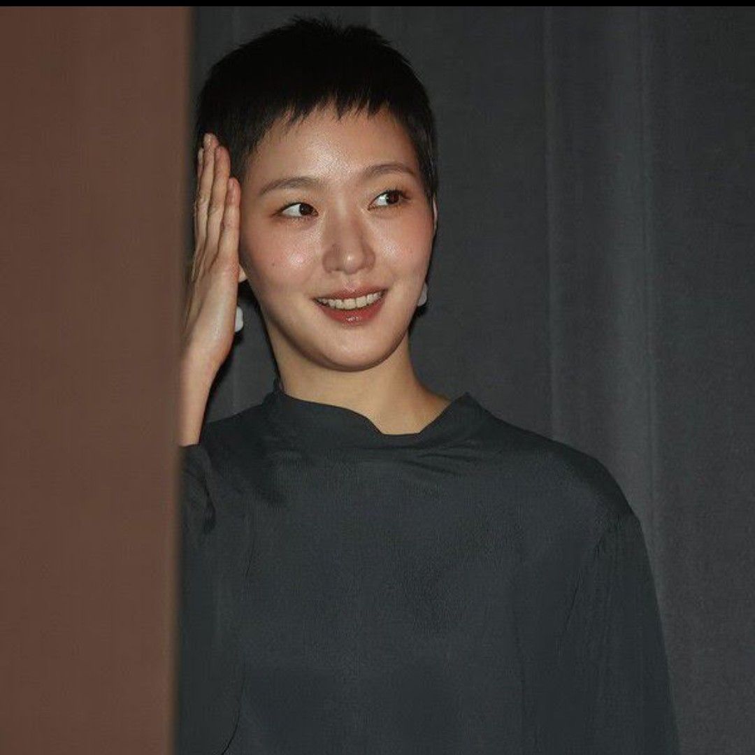 Behind-the-scenes cut of Kim Goeun