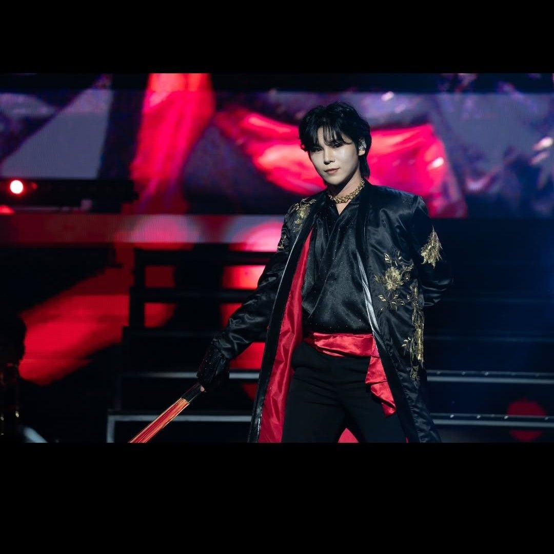 A moment captured by a fan of Kim Junsu (1991)