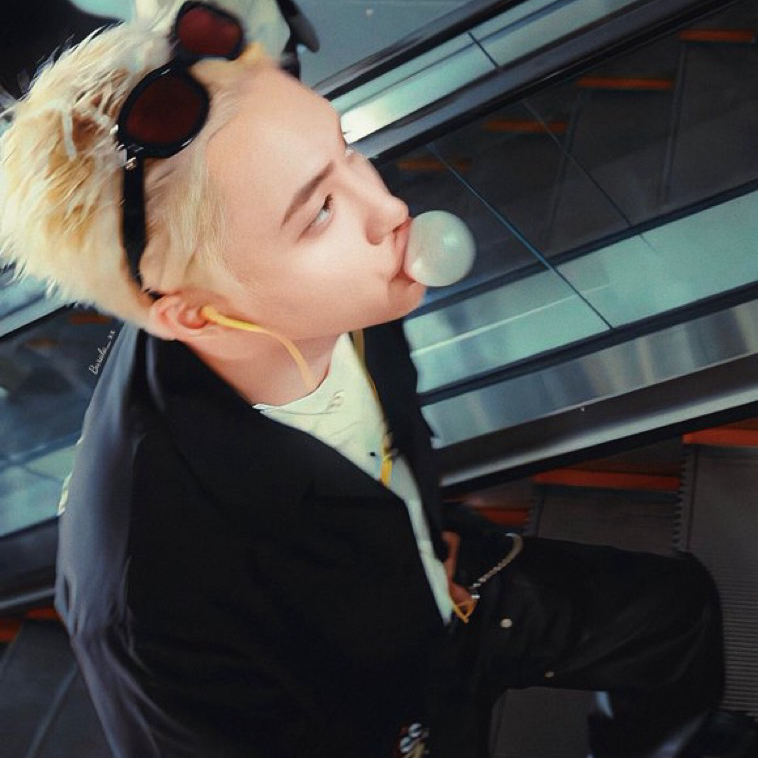 Latest photo of Doh Kyungsoo (D.O.)