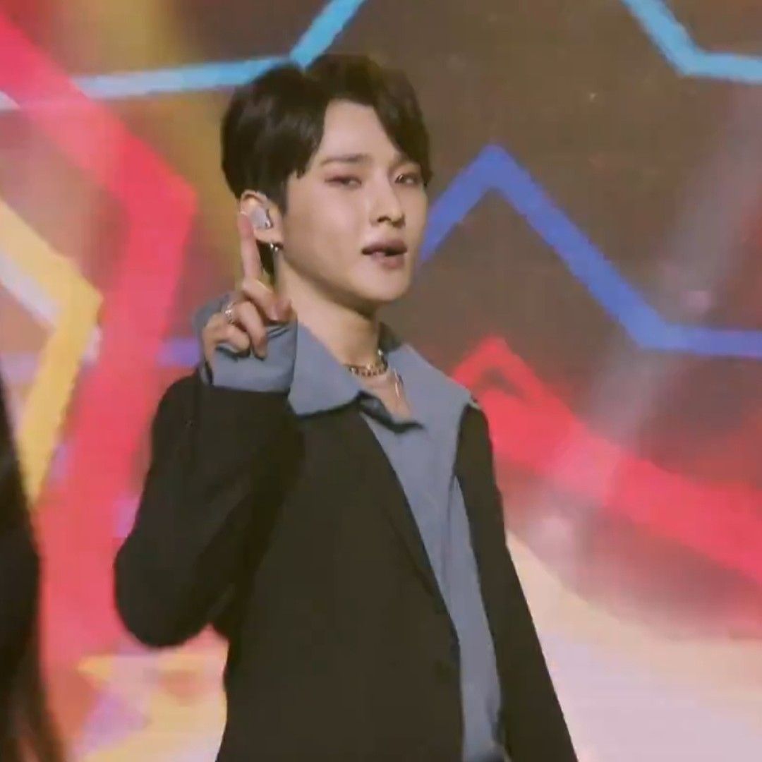 Behind-the-scenes cut of Seong Ri