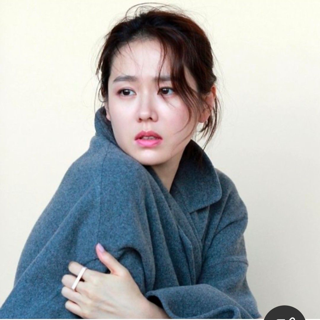 Foto kegiatan terbaru dari Son Yejin
