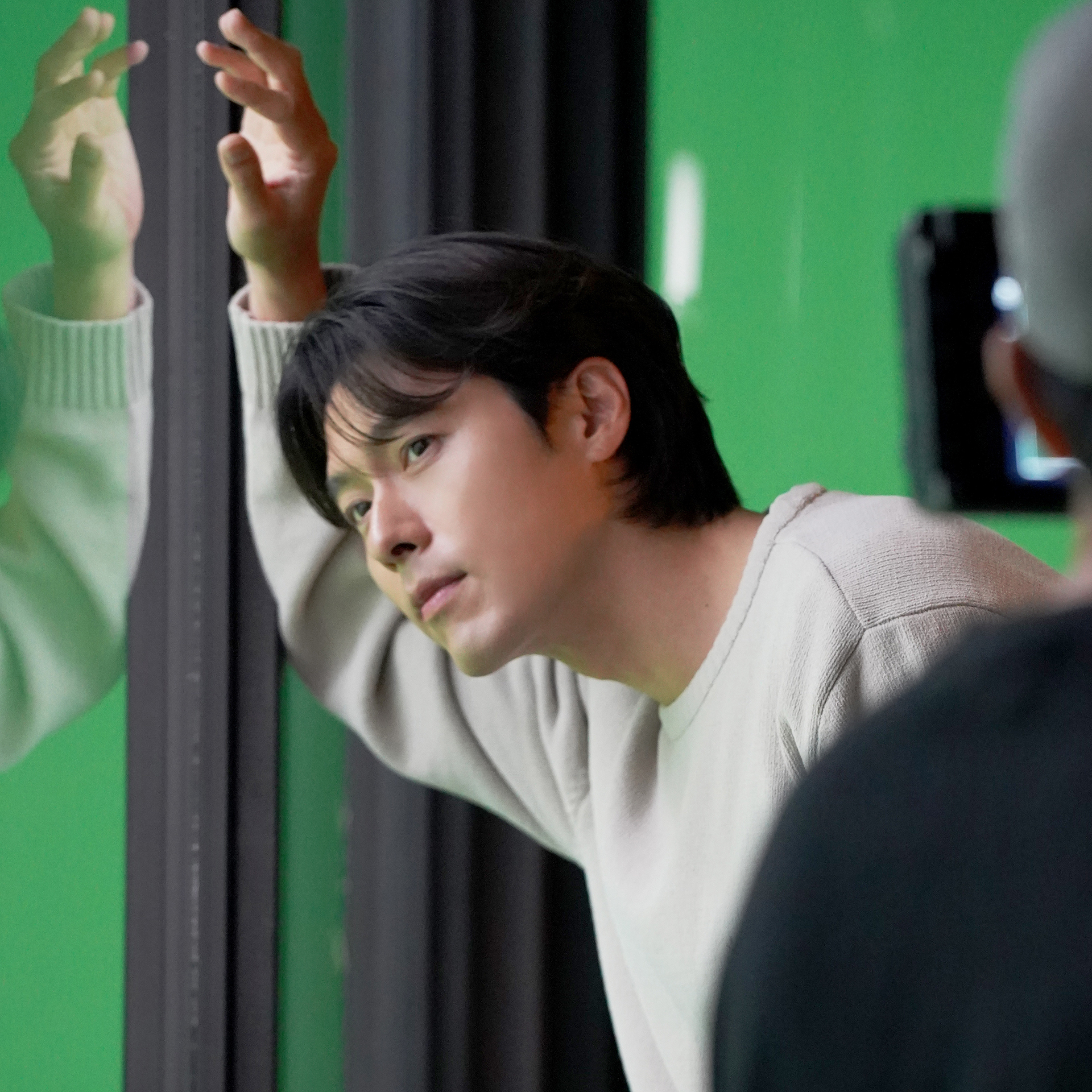 A moment captured by a fan of Hyun Bin
