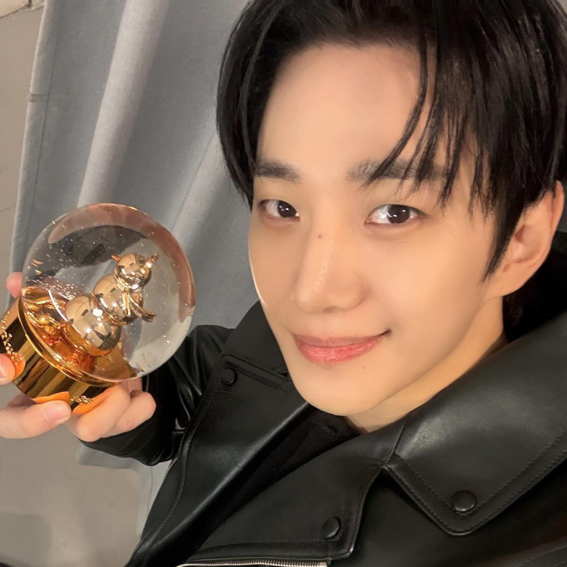 イ・ジュノのビハインドカット