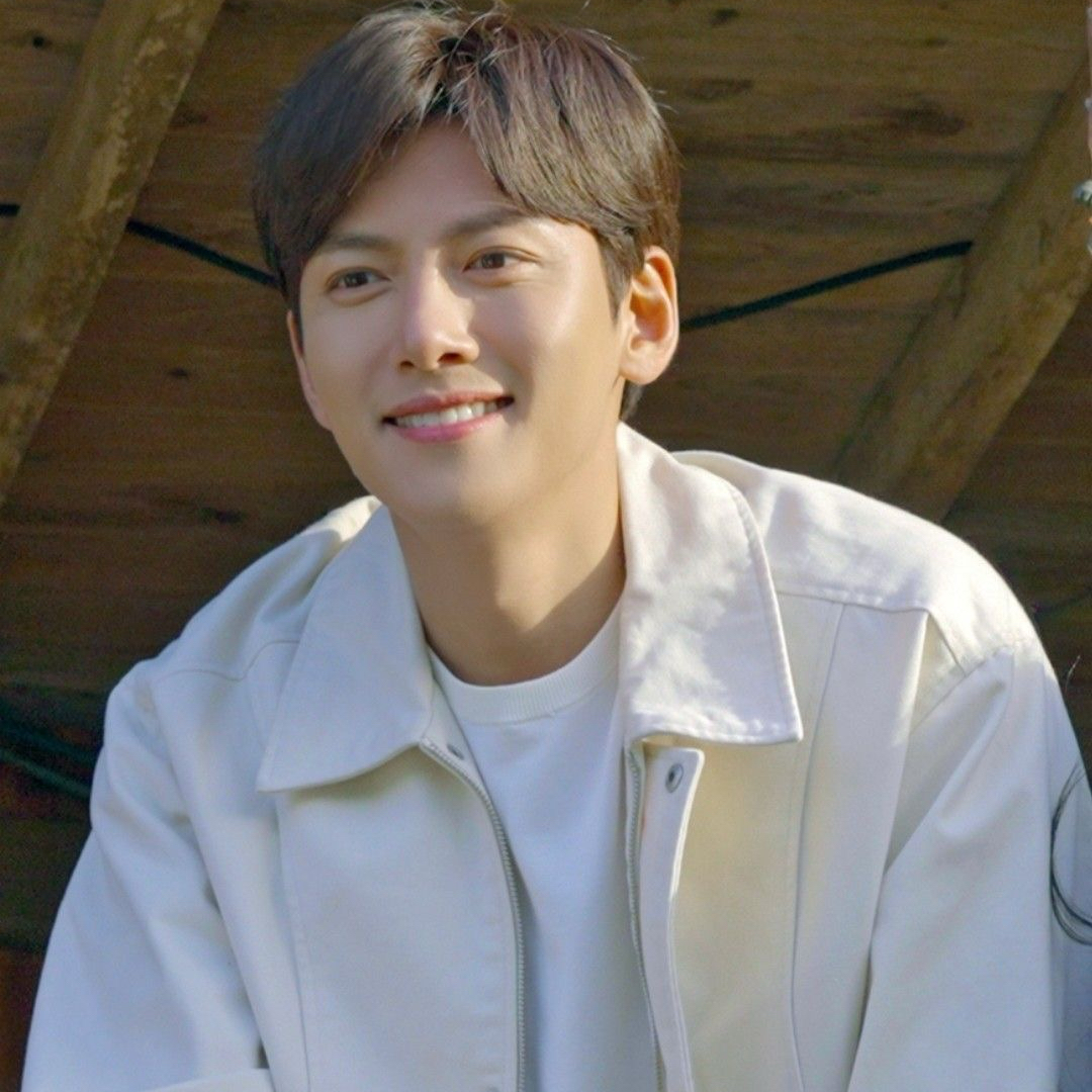 A moment captured by a fan of Ji Changwook
