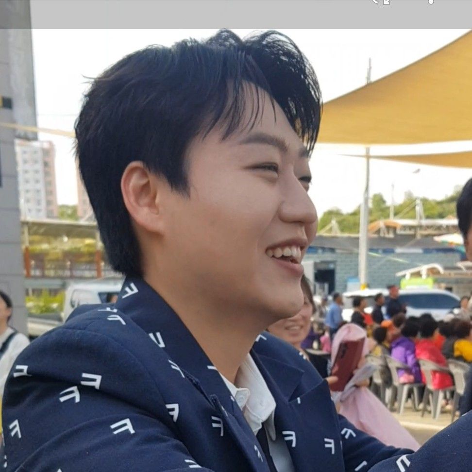 Foto terbaru dari Min Soohyun