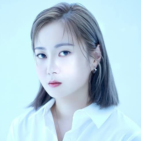 Representative photo of Park Narae showing their charm