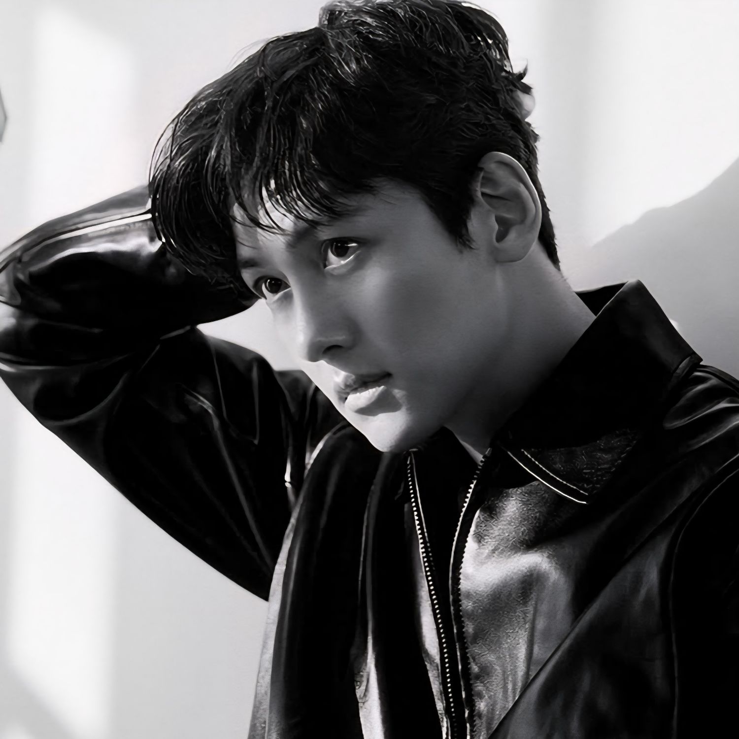 粉絲拍下的池昌旭瞬間