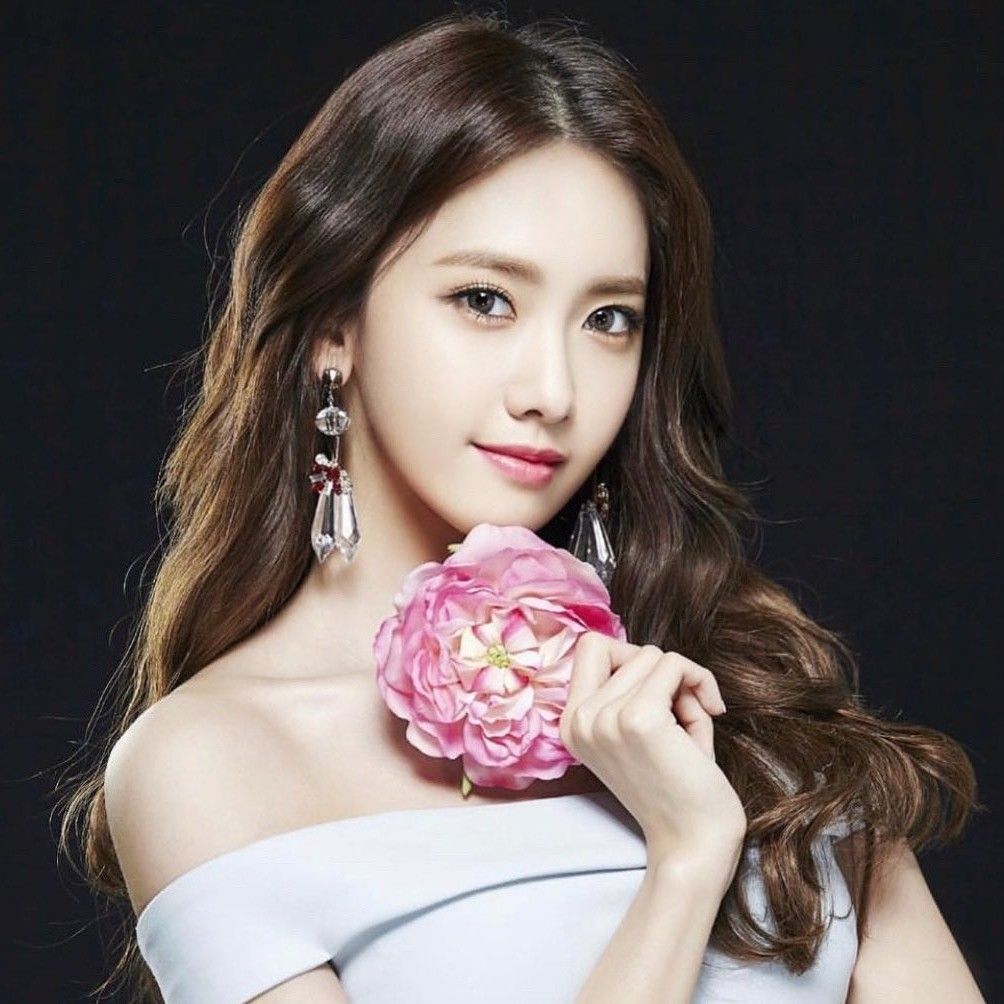 Latest photo of Yoona