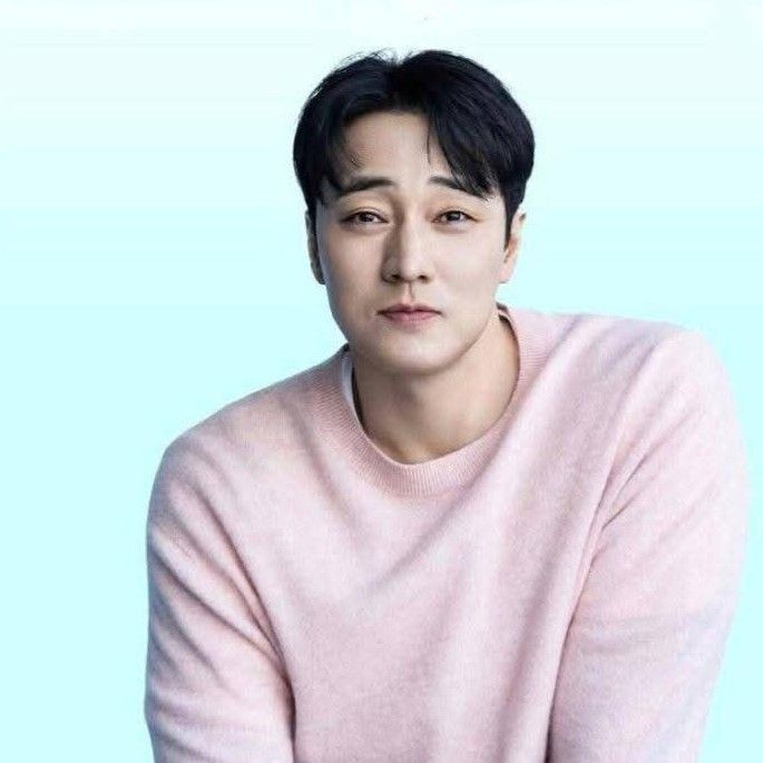 Recent activity shot of So Jisub