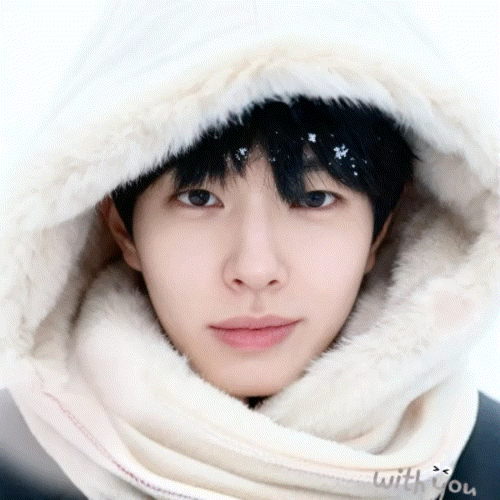 Recent activity shot of Lee Byeongchan