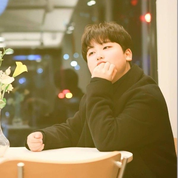 A moment captured by a fan of Park Sungon