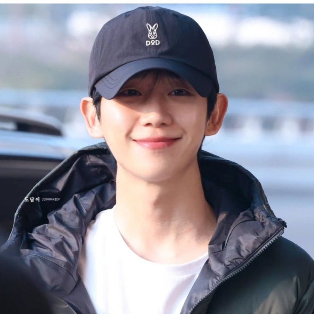 丁海寅的近期活動照