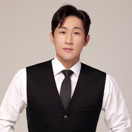 Recent activity shot of Na Sangdo