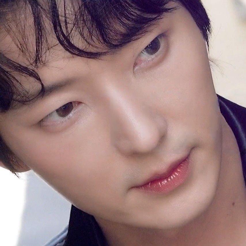 Latest photo of Lee Joongi