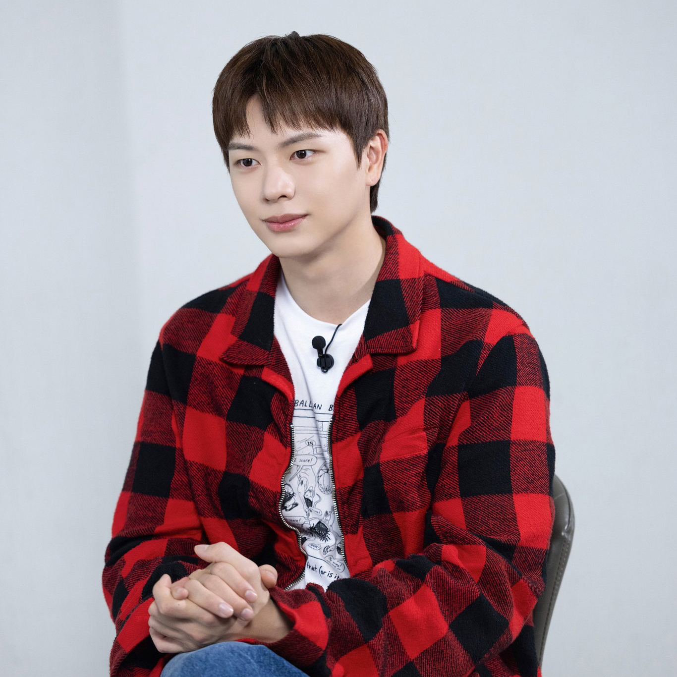 Behind-the-scenes cut of Yook Sungjae