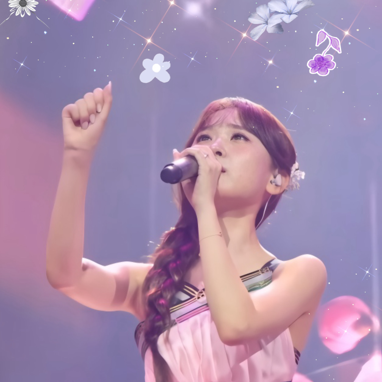 Recent activity shot of Kim Dahyun