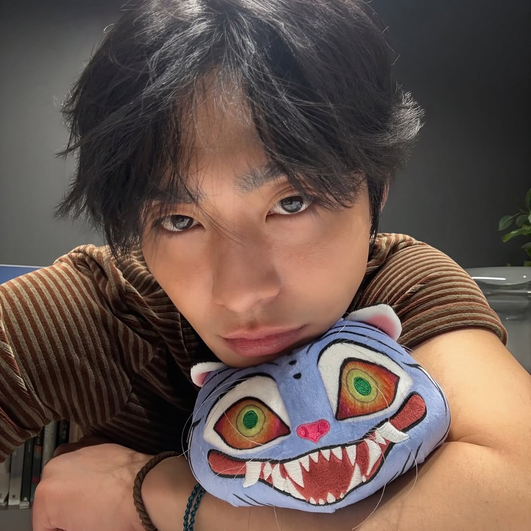 Recent activity shot of Ahn Hyoseop
