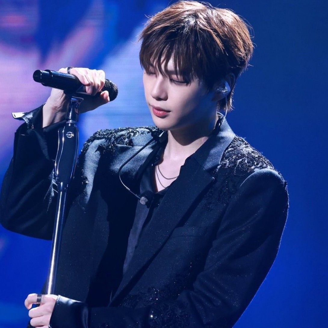 A moment captured by a fan of Secret Garden