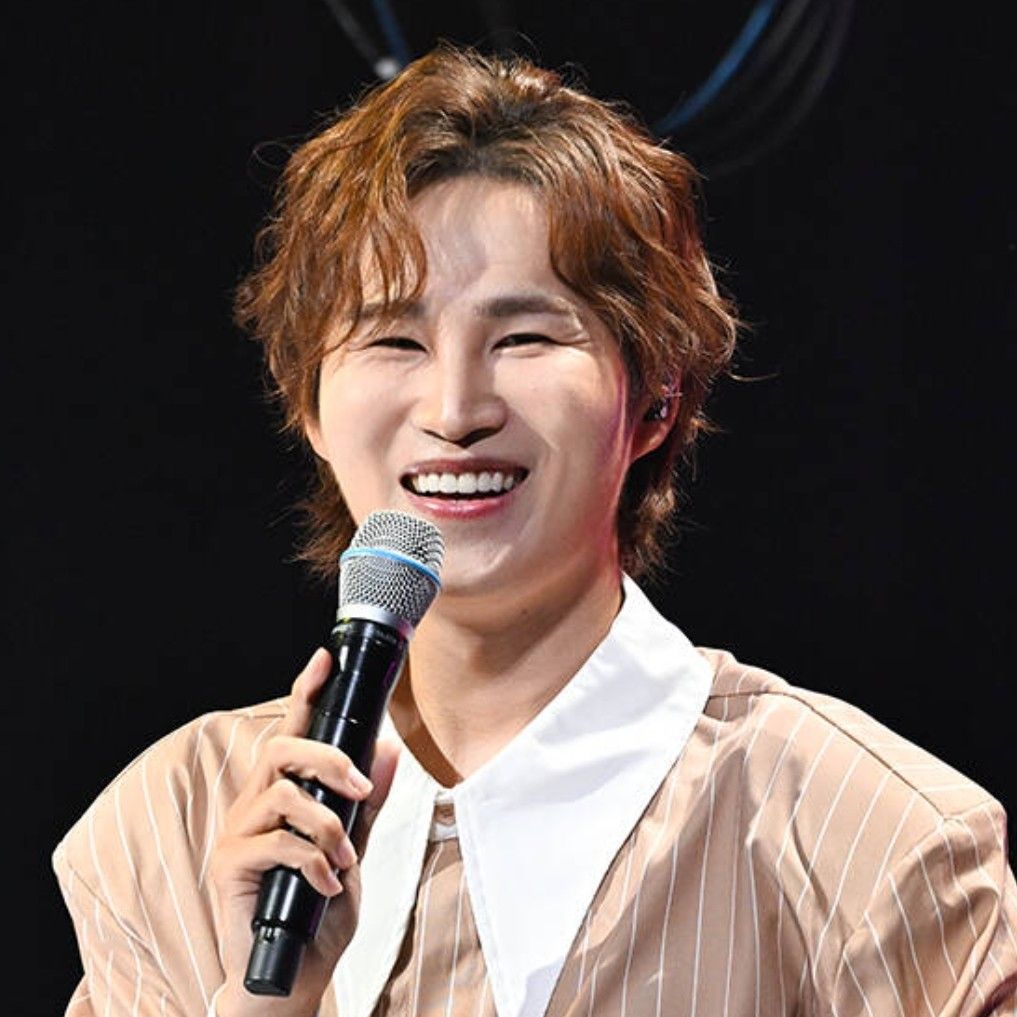 김희재의 최신 사진