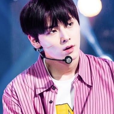 Latest photo of Hwang Minhyun