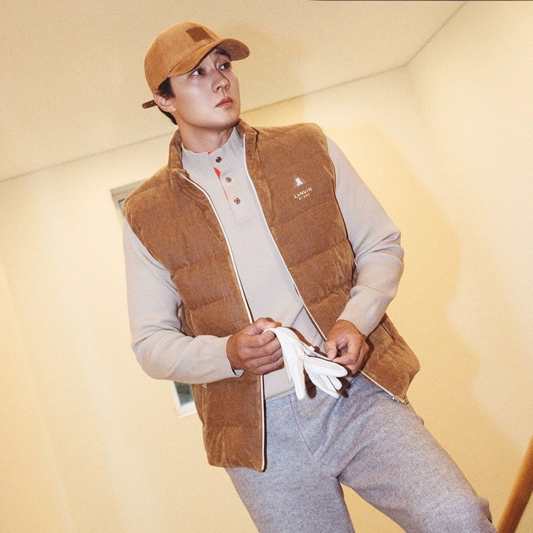 Recent activity shot of So Jisub