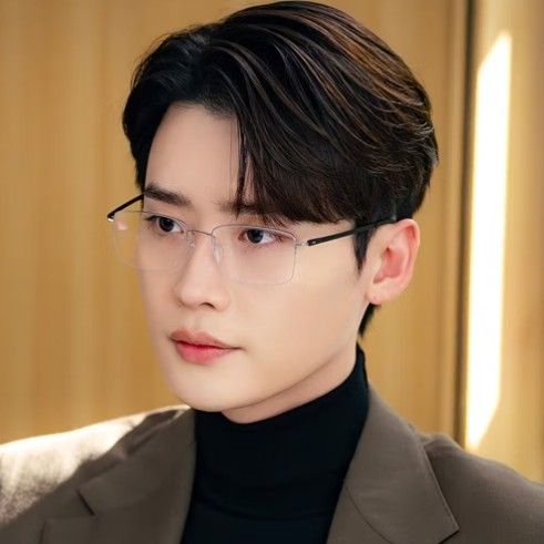 Behind-the-scenes cut of Lee Jongsuk