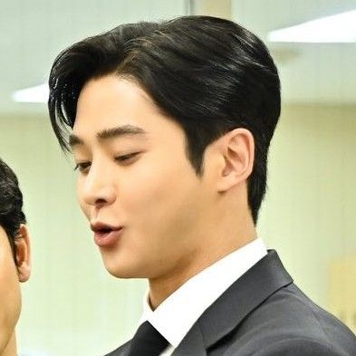 路雲的最新照片