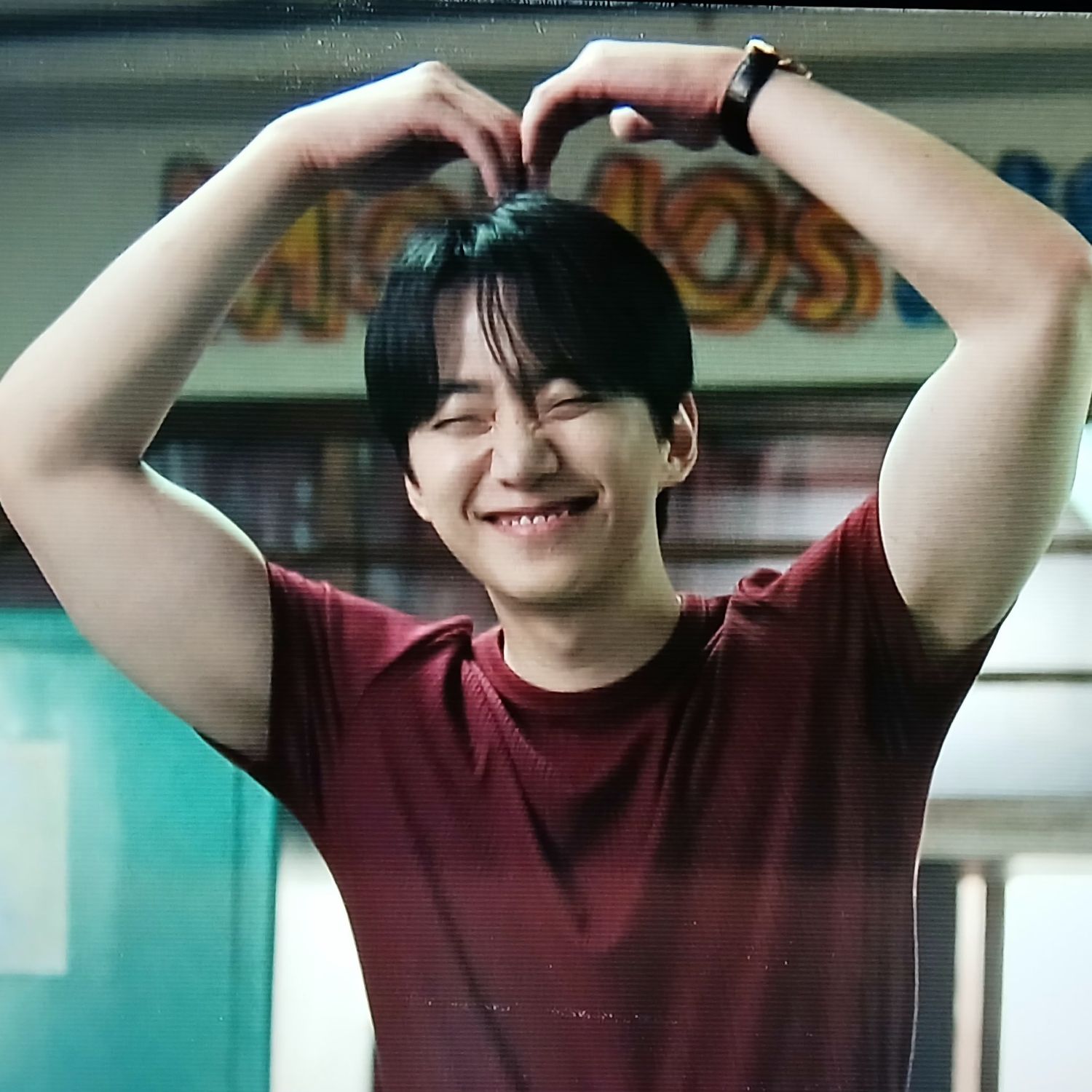 粉丝拍下的李俊昊瞬间