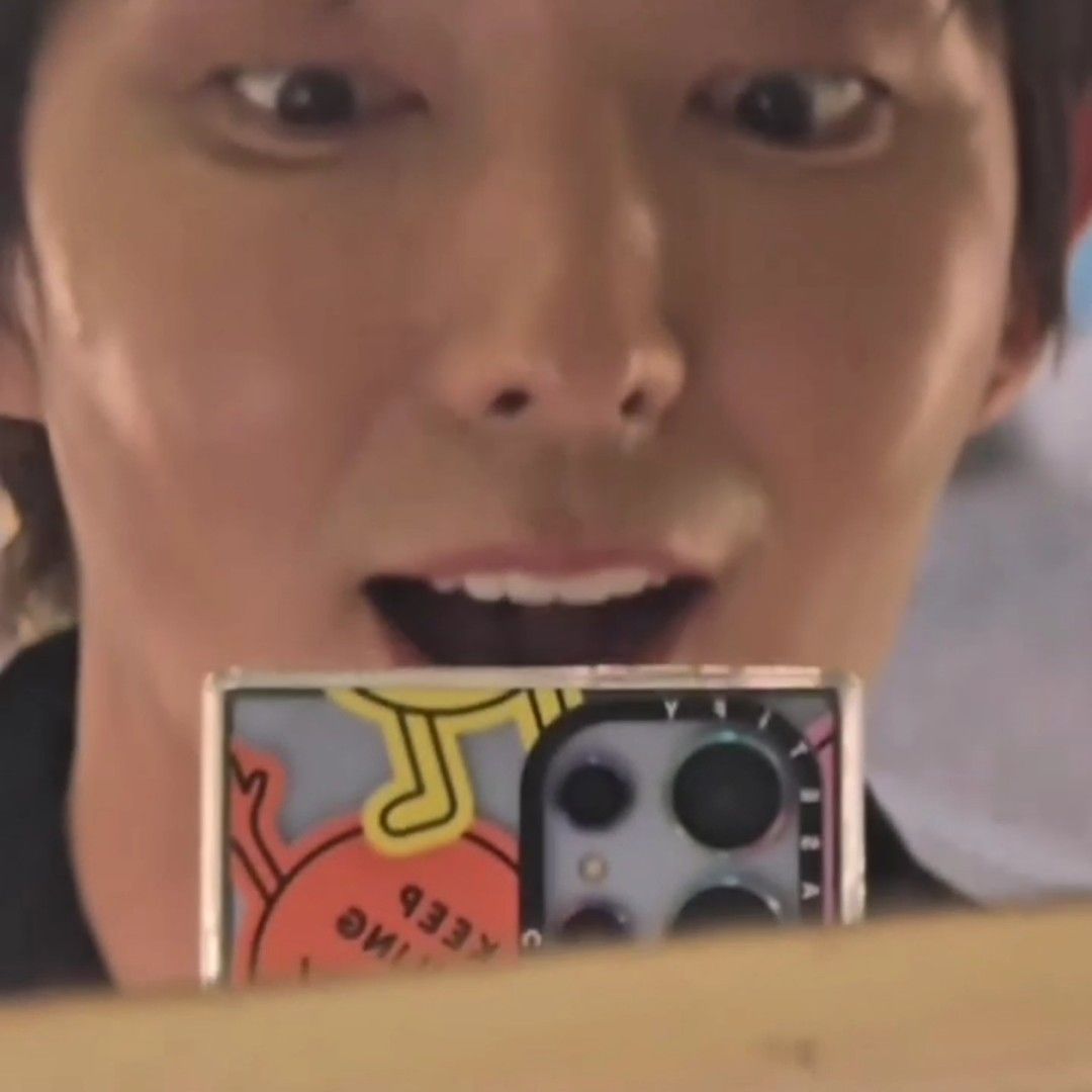 Behind-the-scenes cut of Lee Joongi