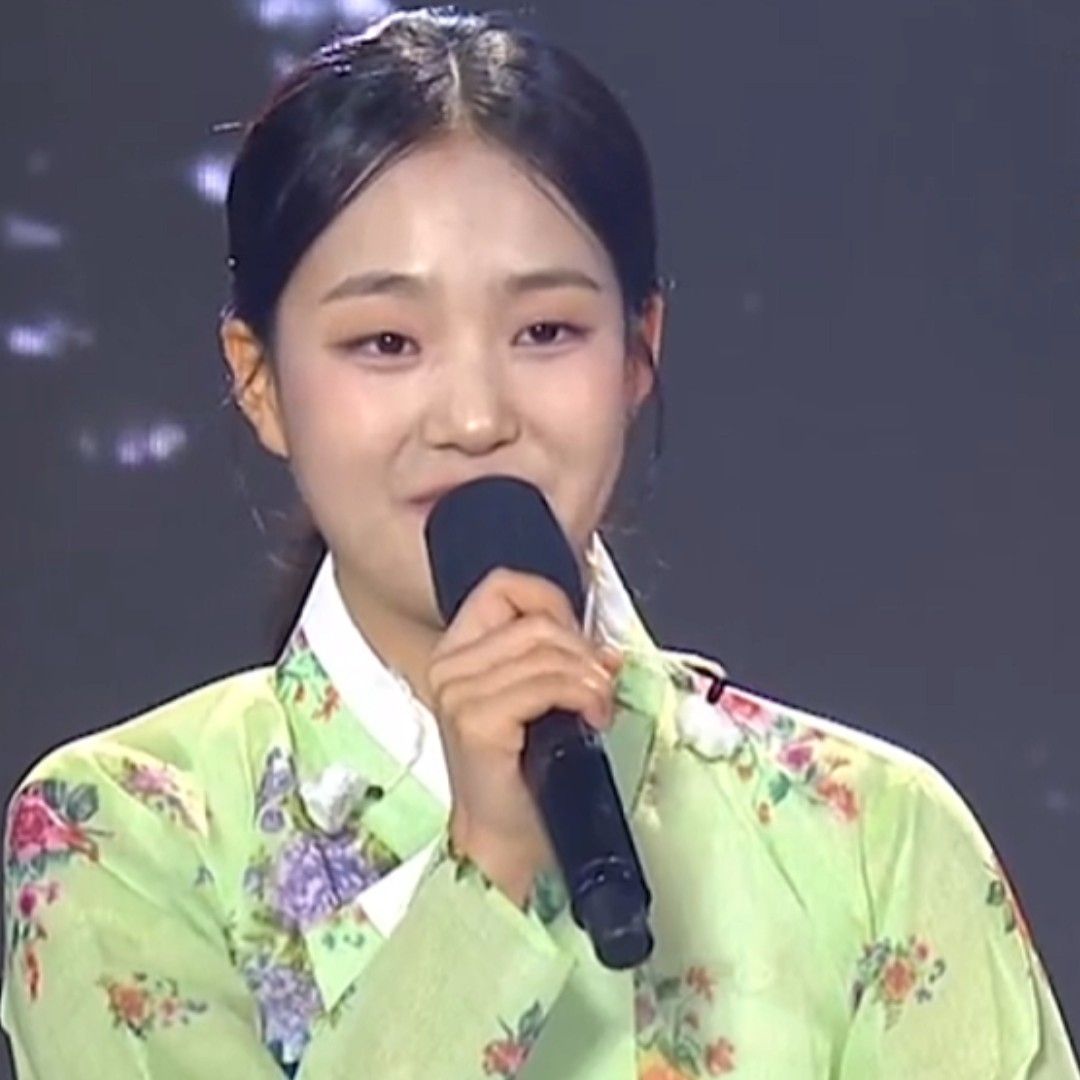 Foto terbaru dari Kim Taeyeon