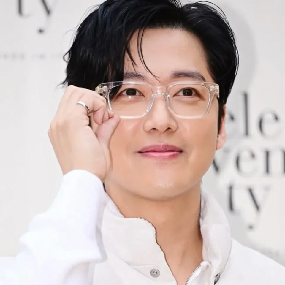 Latest photo of Namkoong Min