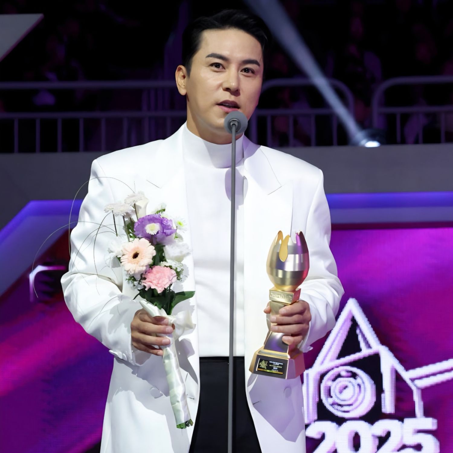 張民好的最新照片