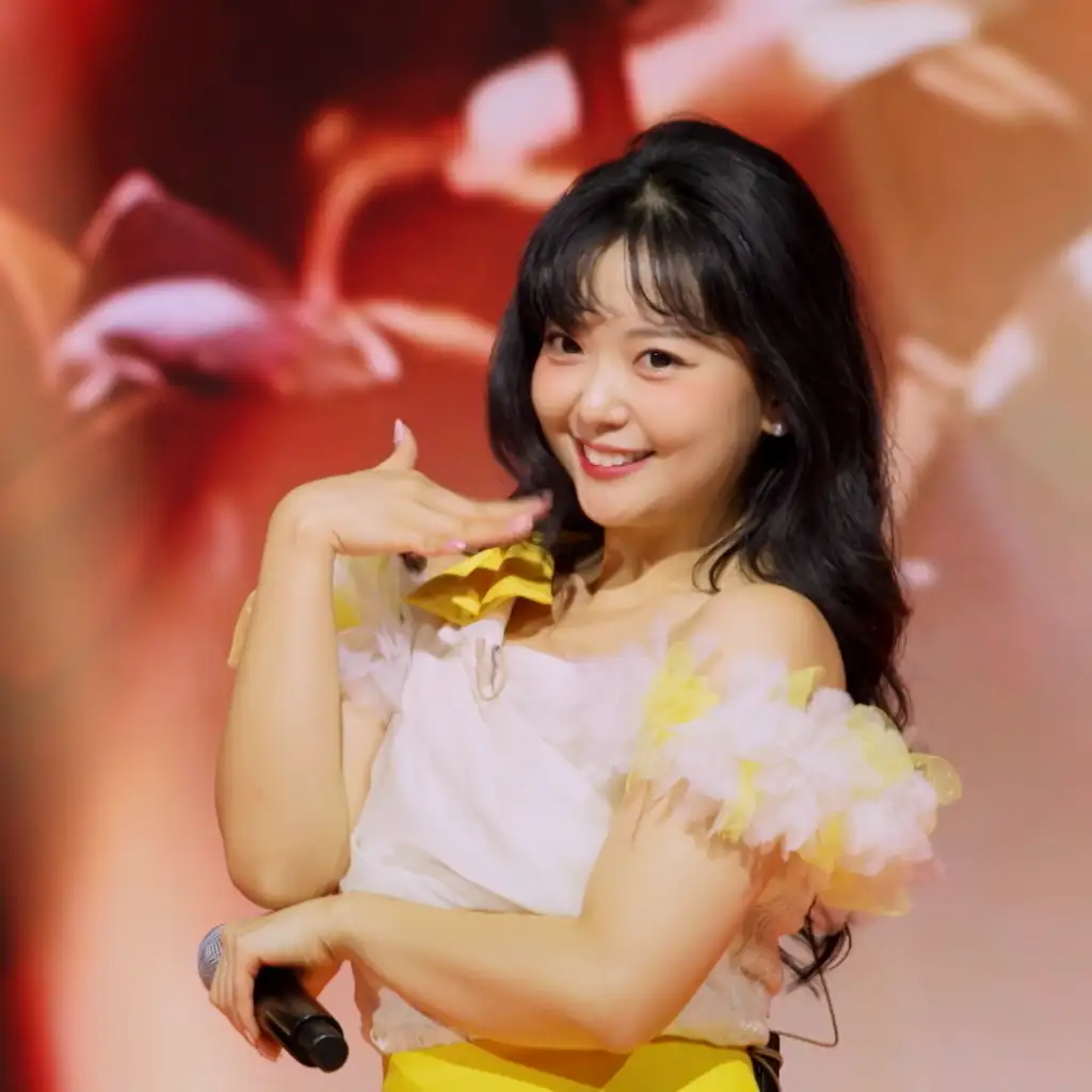 Behind-the-scenes cut of YOYOMI