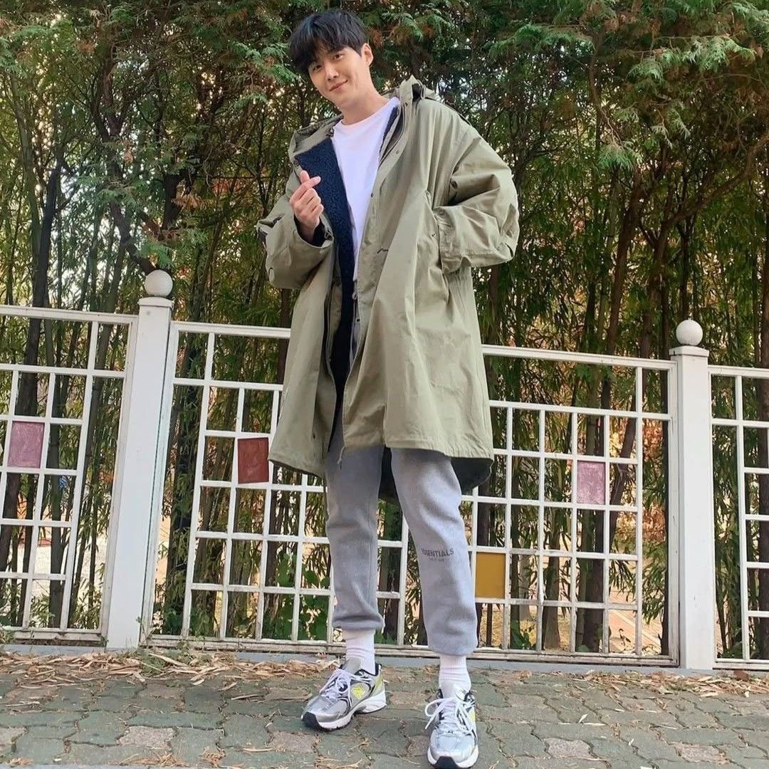 Behind-the-scenes cut of Kim Seonho