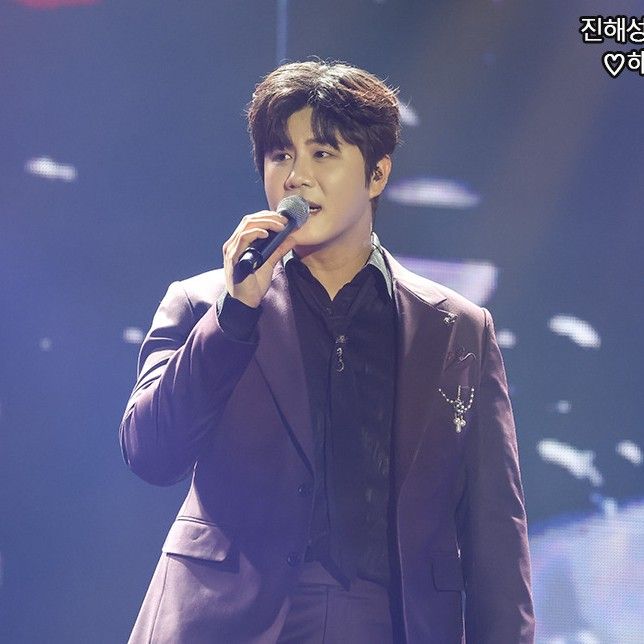 Behind-the-scenes cut of Jin Haesung