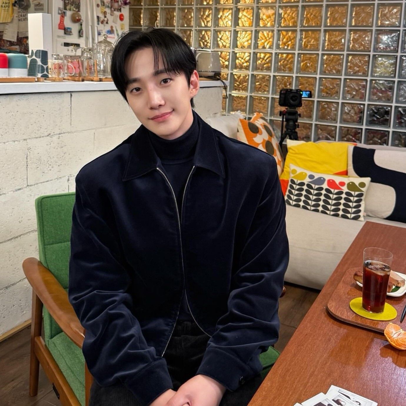 イ・ジュノの最近の活動ショット