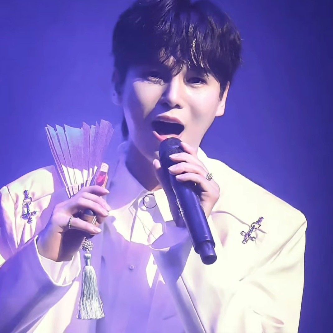 Behind-the-scenes cut of Kim Junsu (1991)