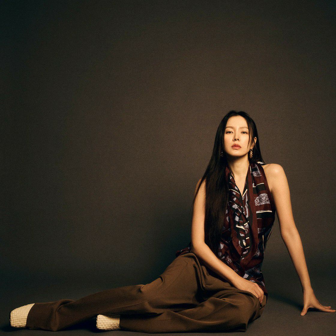 손예진의 최신 사진