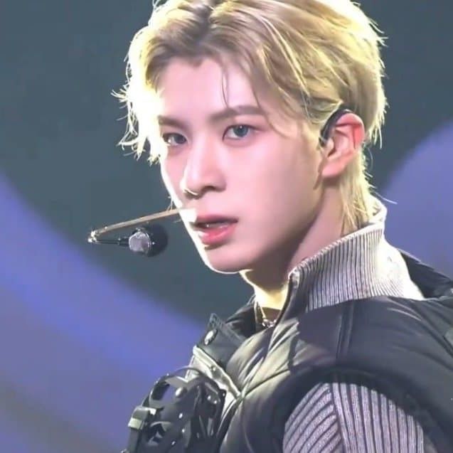 Cuplikan di balik layar dari Jeong Dongwon