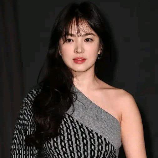 Behind-the-scenes cut of Song Hyekyo