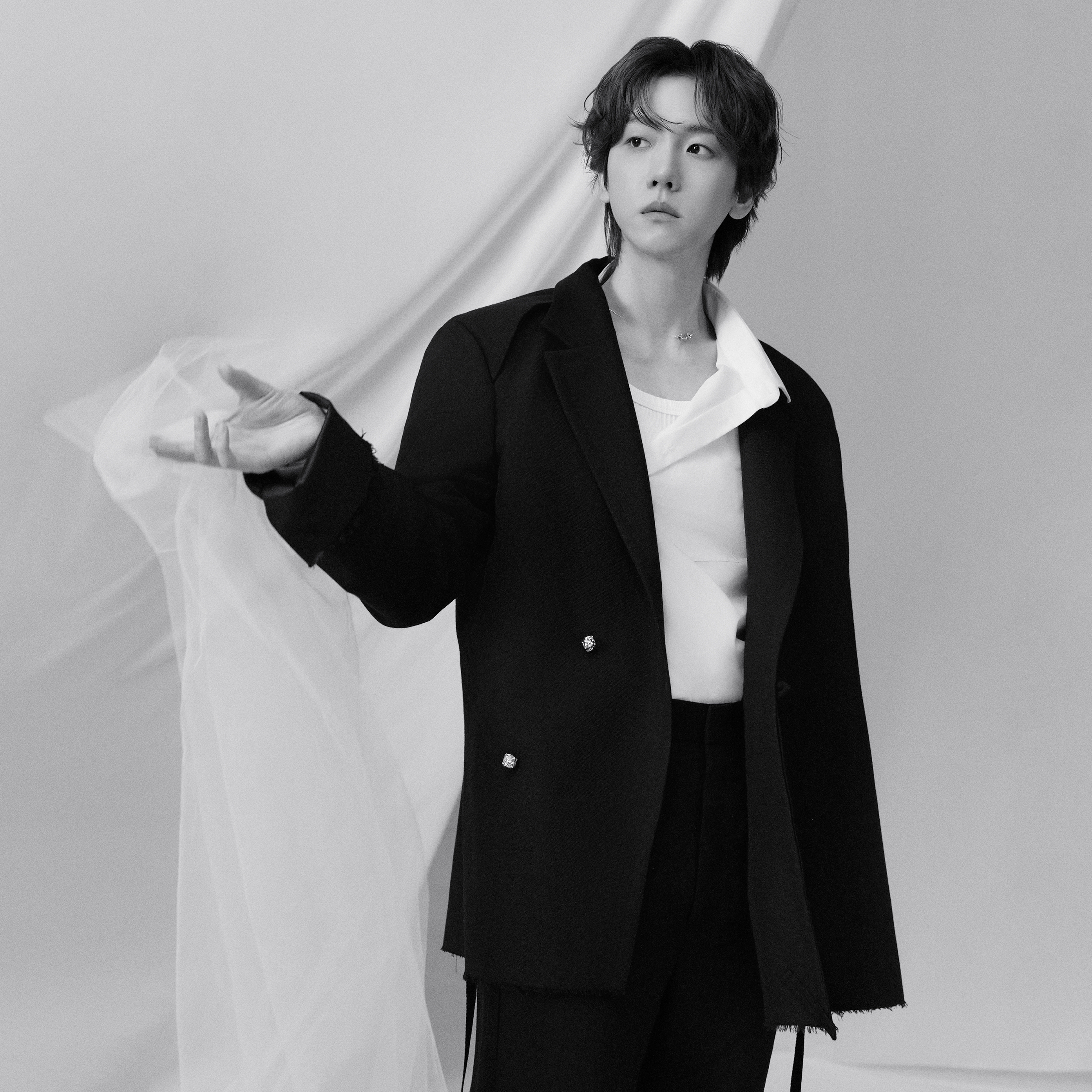 Behind-the-scenes cut of Yoon Soyang
