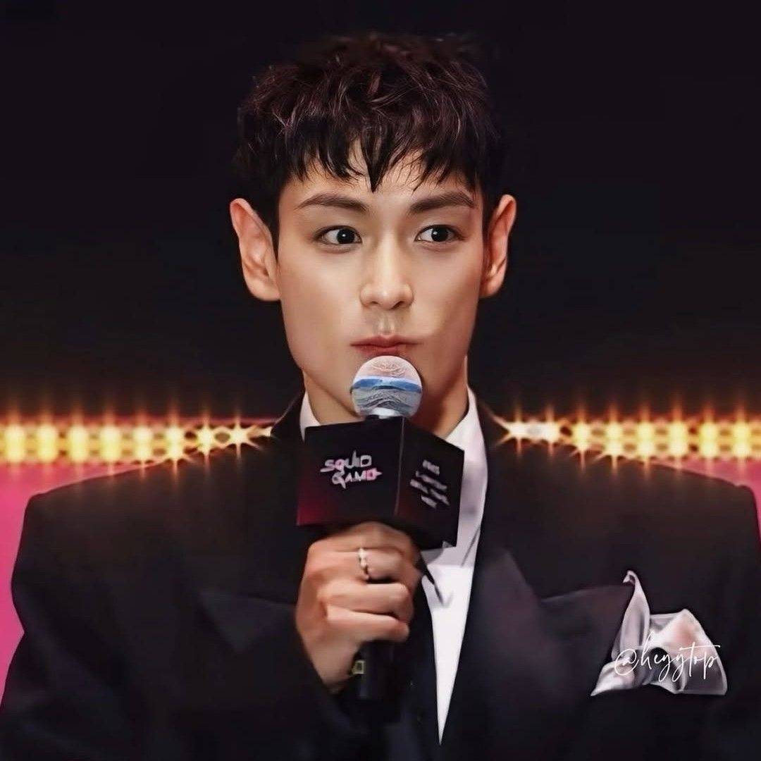 A moment captured by a fan of T.O.P